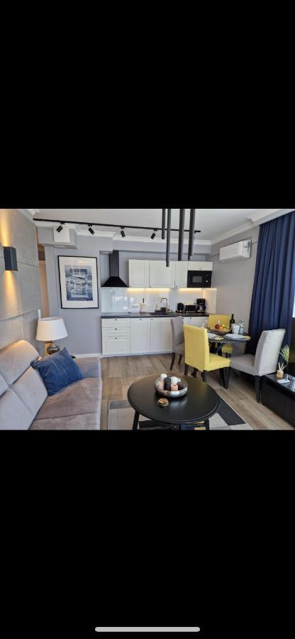 Sunny Apartment Balticus Promenada Gwiazd 14 Z Parkingiem Мендзиздрое Екстериор снимка