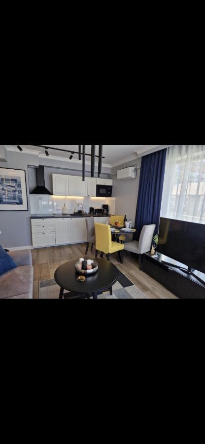Sunny Apartment Balticus Promenada Gwiazd 14 Z Parkingiem Мендзиздрое Екстериор снимка