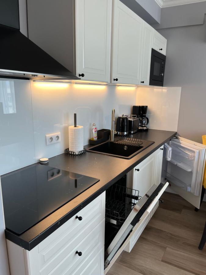 Sunny Apartment Balticus Promenada Gwiazd 14 Z Parkingiem Мендзиздрое Екстериор снимка